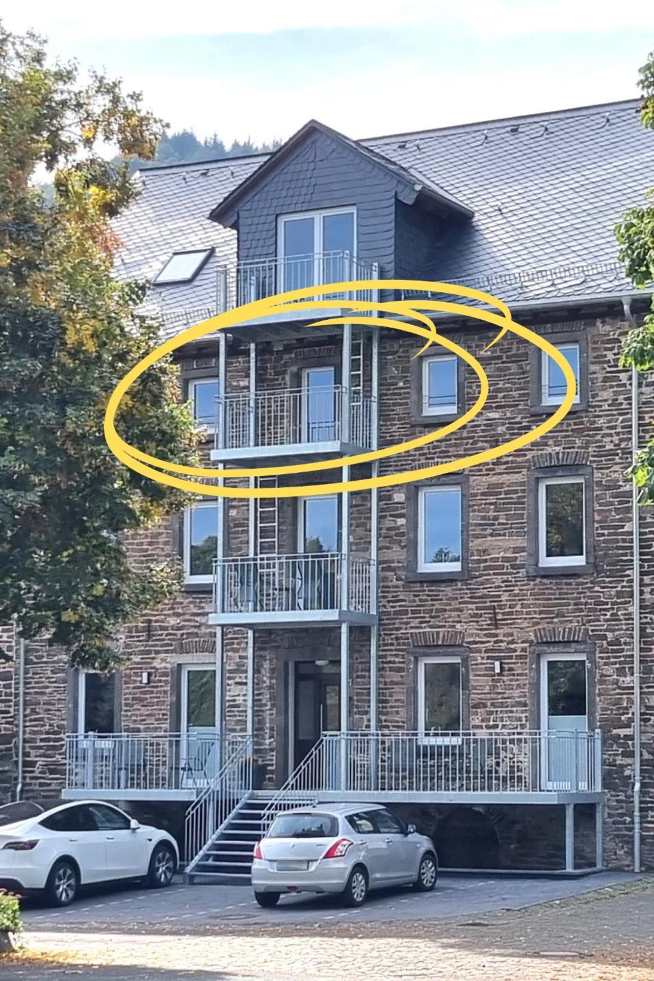 Winzerhaus Am Calmont - Raumwunder Mit Moselblick Apartamento Bremm Exterior foto
